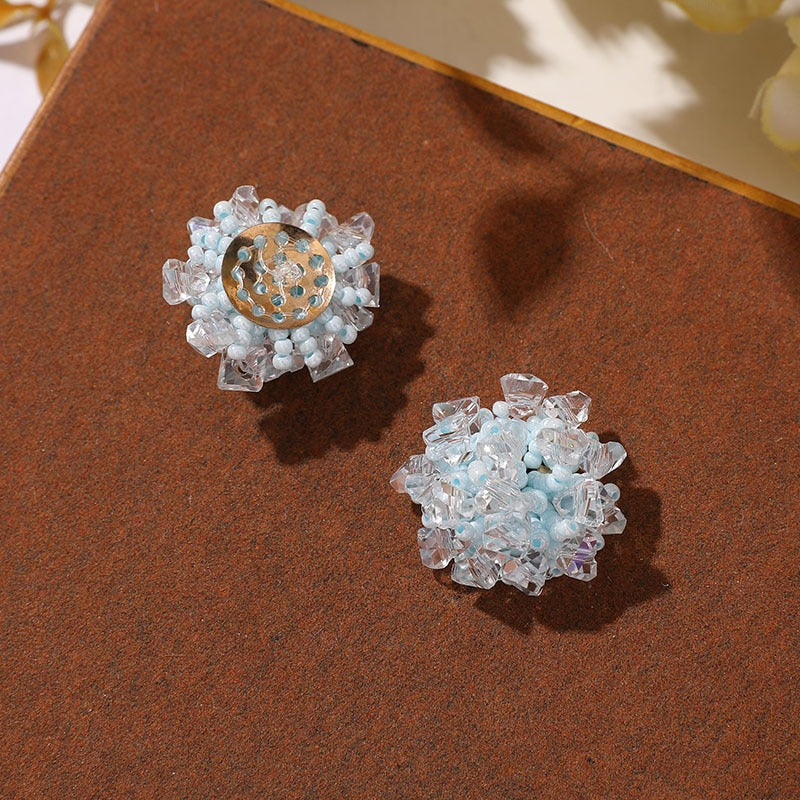 X2321 1 pair Various color blue, pink and red glass beads are woven into beaded flowers as the base for pendant earrings, rings and other accessories. These are DIY handmade items.