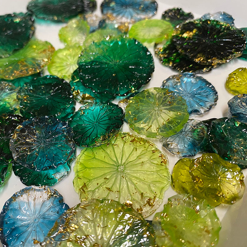 BJD498 About 10/30g  Mixed Clear Soft Rubber Flower Leaf Cabochons, Gold Foil Iridescent 3D Lotus Leaves, Blind Box DIY Craft Supplies for BJD Doll Basket Bouquet Jewelry Making Accessories