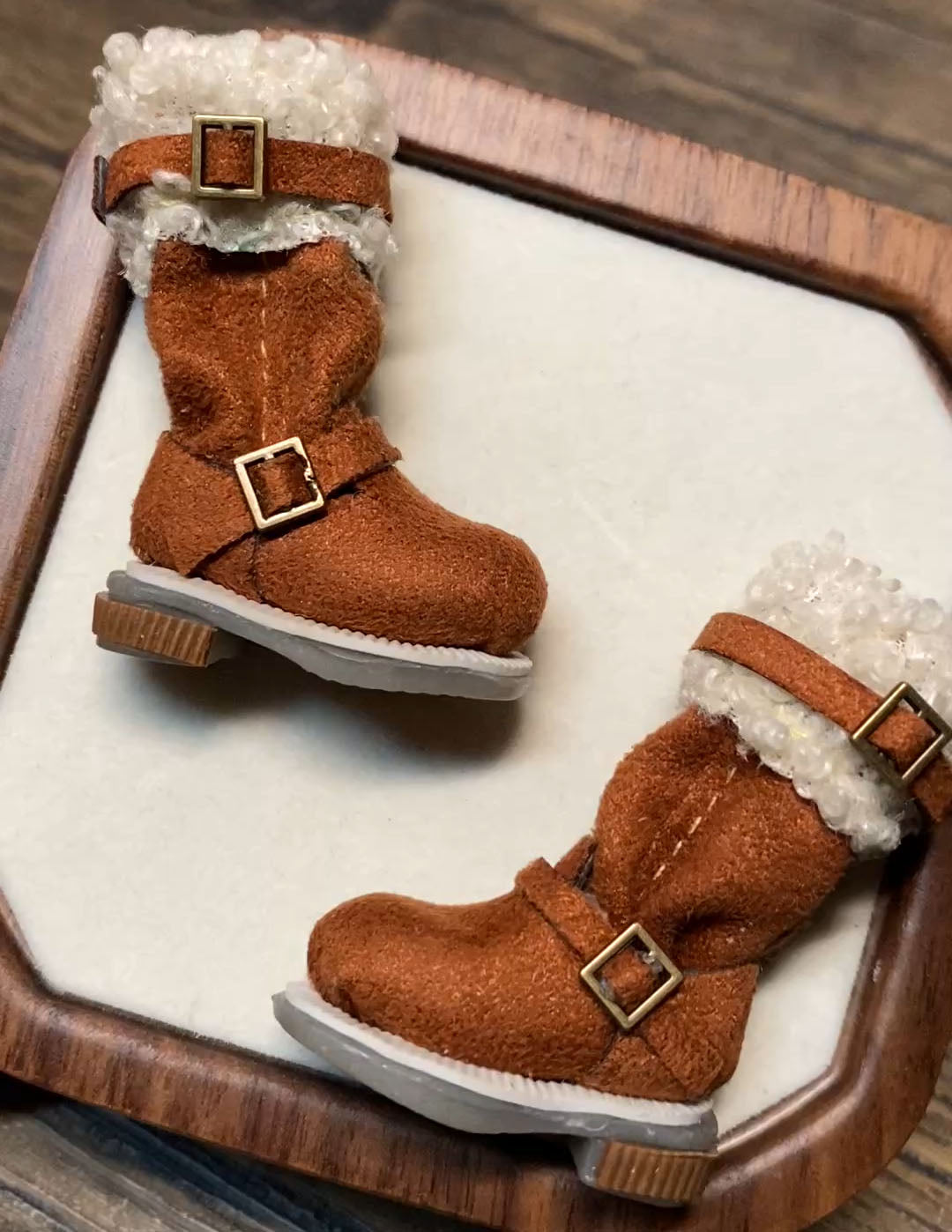 BJD622 30 Days Pre‑order The inner diameter of the foot is Mini Suede Distressed Snow Boots Clay Shoes for OB22 OB24 BJD Blythe Azone Dolls, Handmade Patchwork Fabric, Wearable & Removable, Multiple Colors, Custom Orders Available, Worldwide Shipping