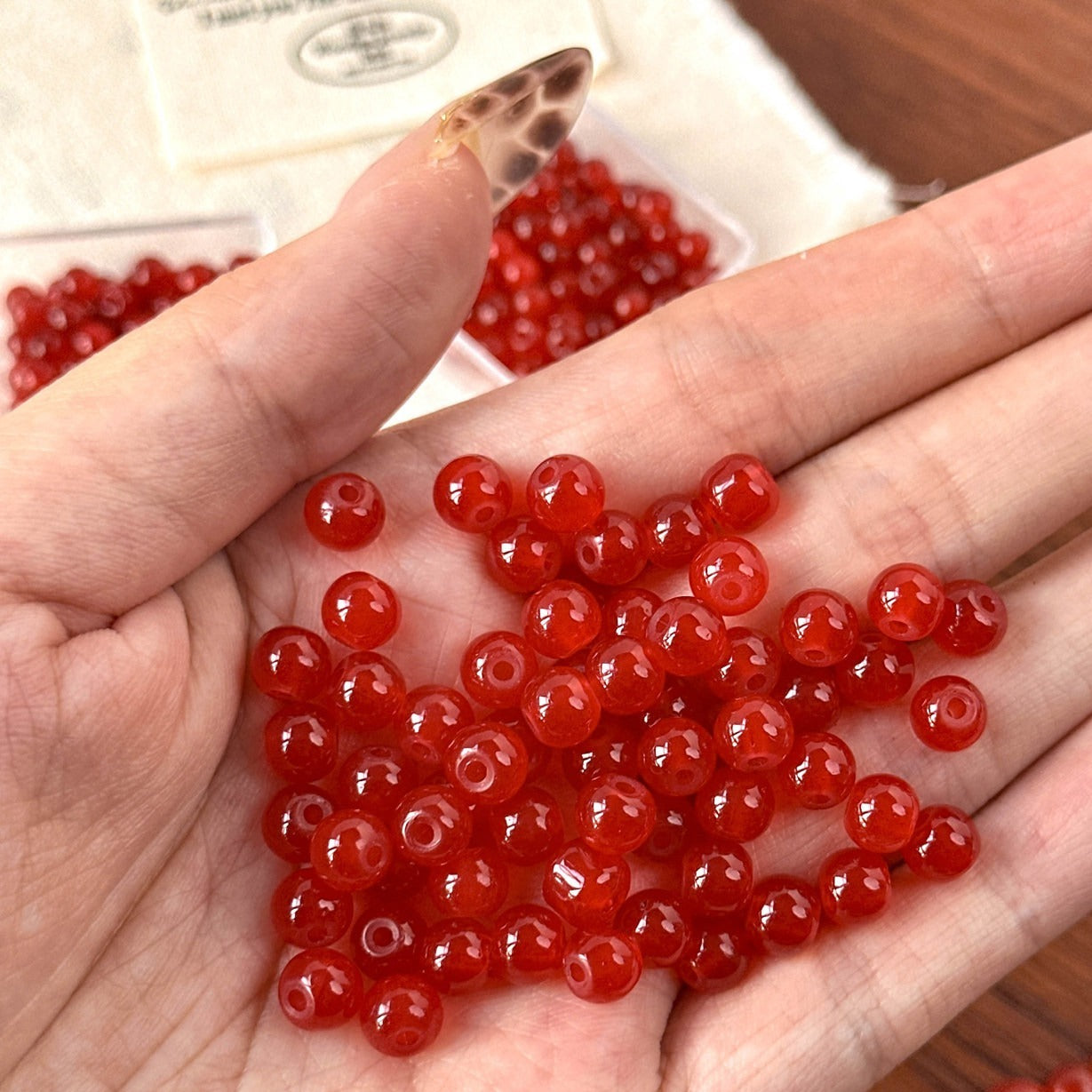 TK99 10pcs  natural stone red agate red 4/6mm through-hole drop beads for handmade string necklaces, bracelets, DIY accessories, material