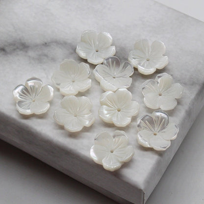 X2426 15/18/20mm mother-of-pearl powder shell five-petal cherry blossom DIY handmade bracelet, necklace, hairpin, hair accessory, clothing accessory, jewelry component material