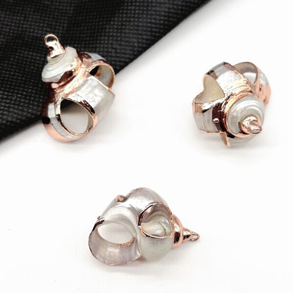 X2293 Natural sea shell with gold-gilded edges pendant for DIY handmade bracelet, necklace, earrings or other decorative accessories. Material: Natural sea shell