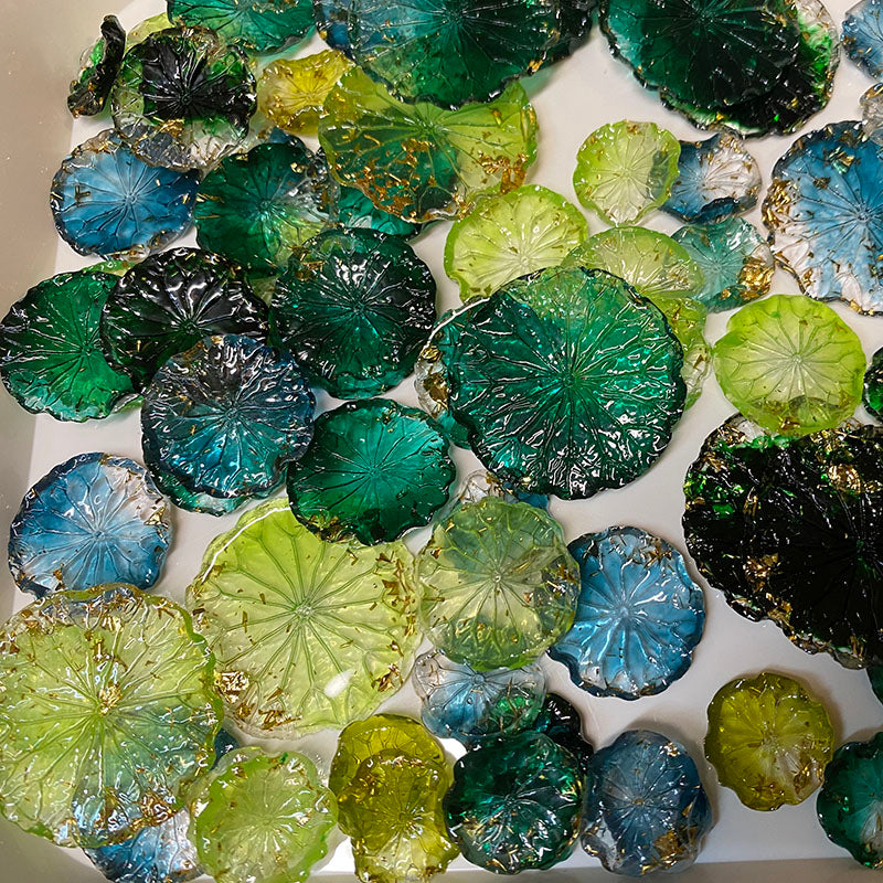 BJD498 About 10/30g  Mixed Clear Soft Rubber Flower Leaf Cabochons, Gold Foil Iridescent 3D Lotus Leaves, Blind Box DIY Craft Supplies for BJD Doll Basket Bouquet Jewelry Making Accessories