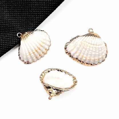 X2293 Natural sea shell with gold-gilded edges pendant for DIY handmade bracelet, necklace, earrings or other decorative accessories. Material: Natural sea shell