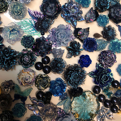 BJD490 random 10/30g Per Pack Blue Iridescent Mixed Soft Rubber Flower Blind Box, 3D Hand‑Sculpted Rose Lotus Peony Camellia Lisianthus Butterfly Leaf Ribbon Beads, DIY Craft Supplies for Flower Basket Bouquet Handmade Jewelry