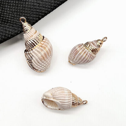 X2293 Natural sea shell with gold-gilded edges pendant for DIY handmade bracelet, necklace, earrings or other decorative accessories. Material: Natural sea shell