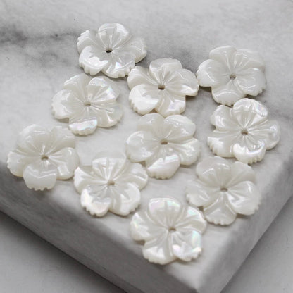 X2426 15/18/20mm mother-of-pearl powder shell five-petal cherry blossom DIY handmade bracelet, necklace, hairpin, hair accessory, clothing accessory, jewelry component material