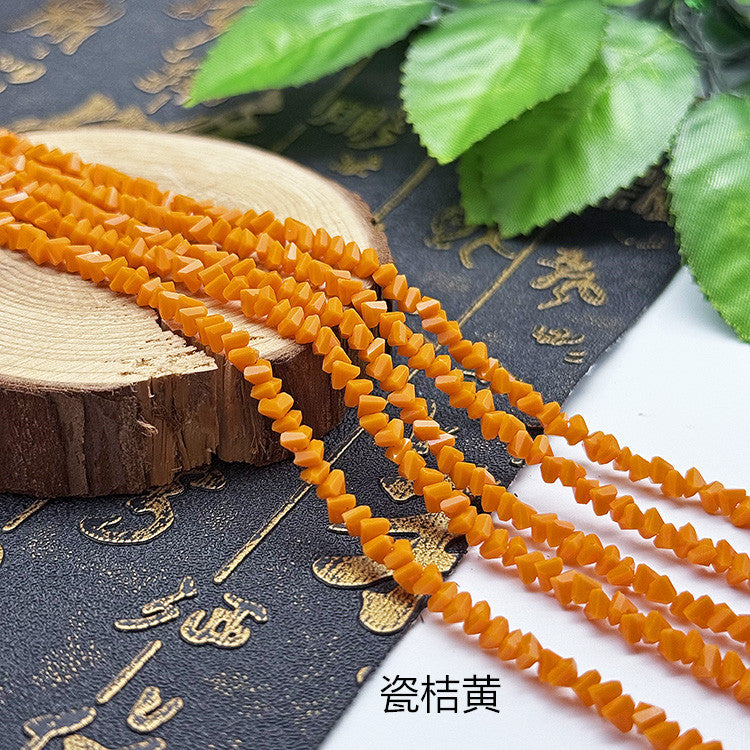 about 85/125pcs Irregular irregularly-shaped triangular faceted diamonds, colored crystal, glass, string beads, DIY bracelet, necklace, bead threading, loose bead, DIY decorative lighting accessory, bracelet, necklace, earrings, accessory materials