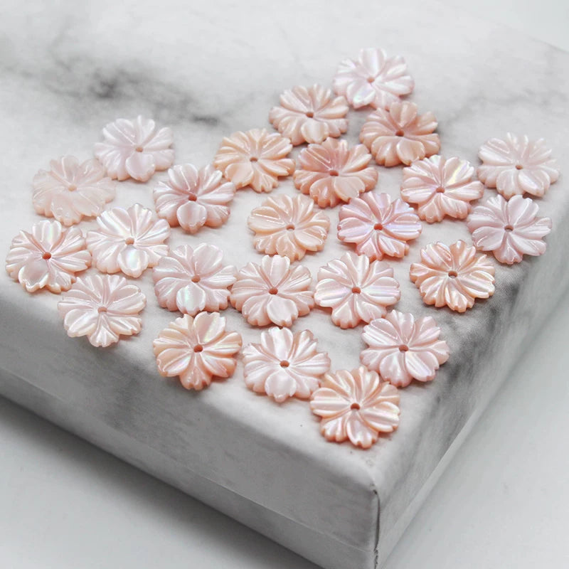 X2427 8/10mm Natural white mother-of-pearl powder, 6-petal & 7-petal carved shell flower cutouts. Ideal DIY craft materials for traditional Hanfu decoration, handmade earrings, bracelets, necklaces and various ornamental accessories
