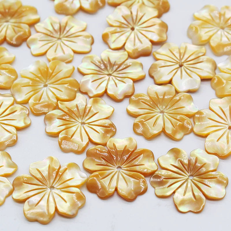 X2425 20mm Natural White Mother of Pearl & Queen Conch Shell 5-Petal Cherry Blossom Charms, Hand Carved Shell Flower Beads for DIY Ancient Hairpins Bracelets Necklaces Earrings, 1 Piece