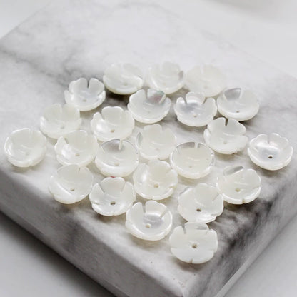 X2427 8/10mm Natural white mother-of-pearl powder, 6-petal & 7-petal carved shell flower cutouts. Ideal DIY craft materials for traditional Hanfu decoration, handmade earrings, bracelets, necklaces and various ornamental accessories