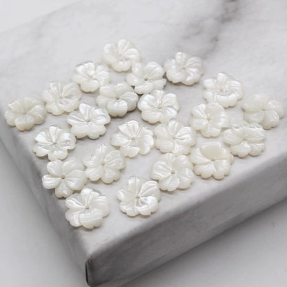 X2427 8/10mm Natural white mother-of-pearl powder, 6-petal & 7-petal carved shell flower cutouts. Ideal DIY craft materials for traditional Hanfu decoration, handmade earrings, bracelets, necklaces and various ornamental accessories