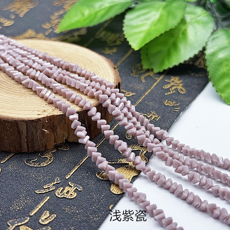 about 85/125pcs Irregular irregularly-shaped triangular faceted diamonds, colored crystal, glass, string beads, DIY bracelet, necklace, bead threading, loose bead, DIY decorative lighting accessory, bracelet, necklace, earrings, accessory materials