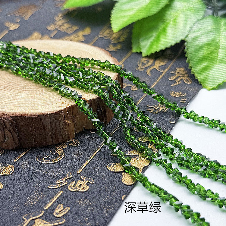 about 85/125pcs Irregular irregularly-shaped triangular faceted diamonds, colored crystal, glass, string beads, DIY bracelet, necklace, bead threading, loose bead, DIY decorative lighting accessory, bracelet, necklace, earrings, accessory materials
