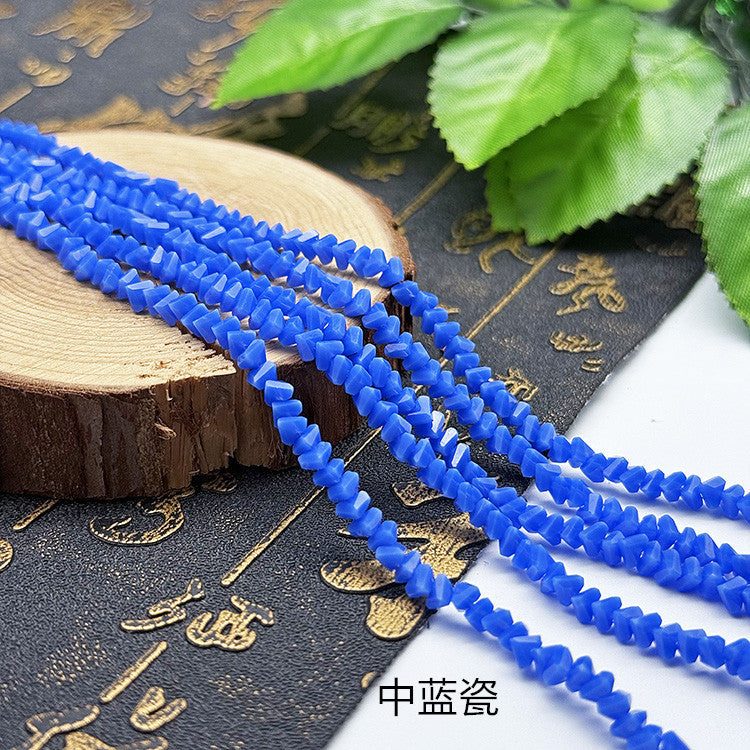 about 85/125pcs Irregular irregularly-shaped triangular faceted diamonds, colored crystal, glass, string beads, DIY bracelet, necklace, bead threading, loose bead, DIY decorative lighting accessory, bracelet, necklace, earrings, accessory materials