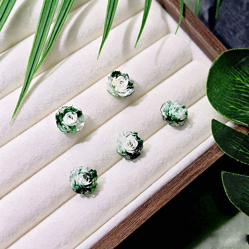 X2382 10Pcs With holes / Without holes Green diffusion-style soft-decorated butterfly nail art accessories resin three-dimensional rose flower DIY handmade ear studs, bracelets, accessories, bracelets, earrings