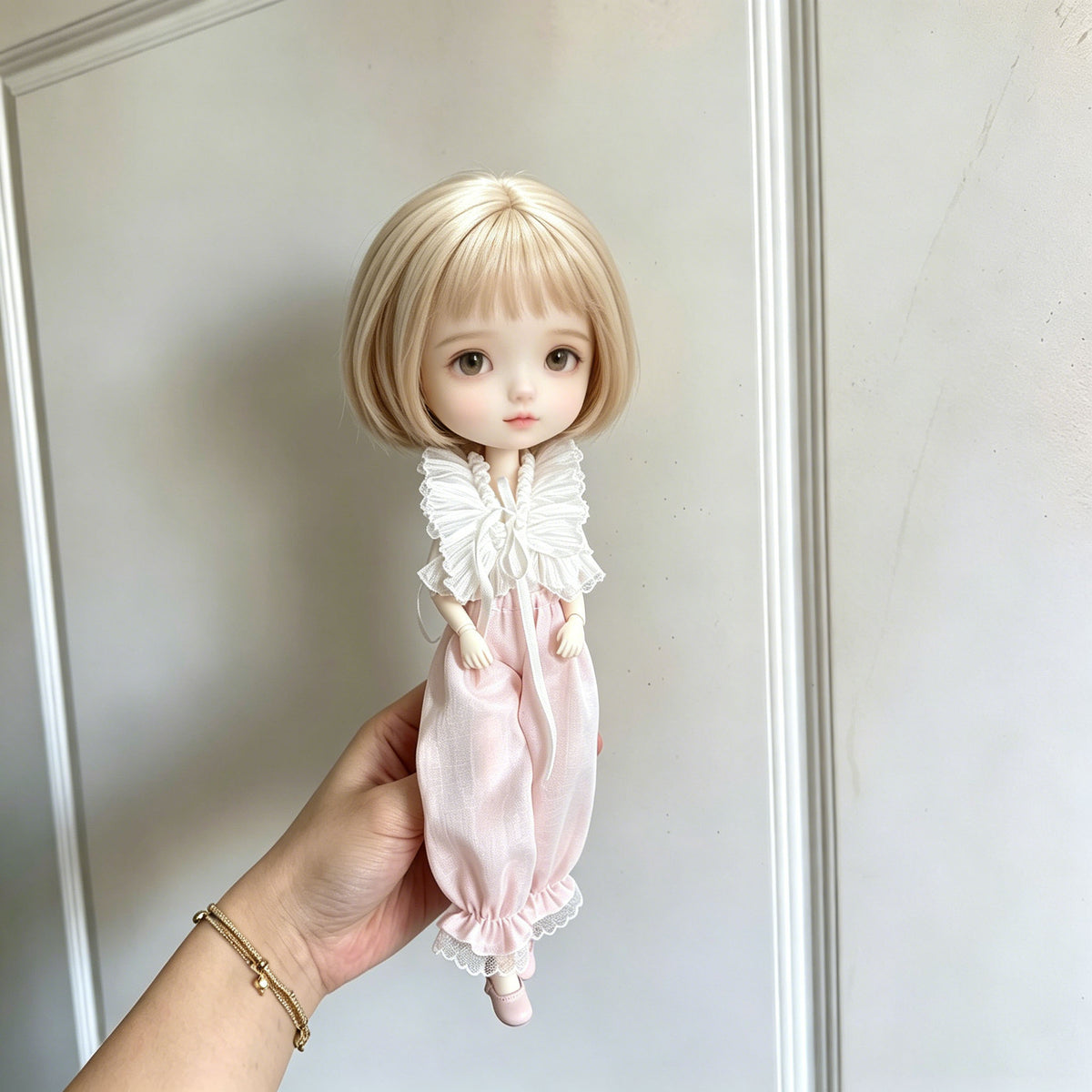TKA6 Handmade Ruffle Chiffon Top & Pants Two-Piece Outfit Set Compatible with OB24 Body Blythe Size 1/6 Fashion Collectible Doll, Custom Sewn Dress-Up Doll Costume 30-Day Pre-Order, Doll Not Included