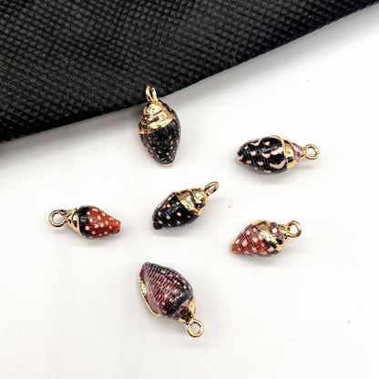 X2293 Natural sea shell with gold-gilded edges pendant for DIY handmade bracelet, necklace, earrings or other decorative accessories. Material: Natural sea shell