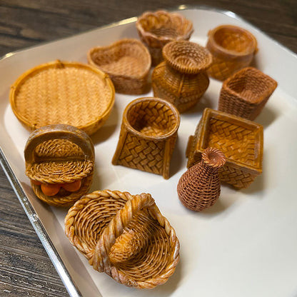 BJD501 Resin Simulation Woven Mini Basket, Heart Ingot Square Shapes, Dollhouse Container for Mini Bouquet Food Play Bread, DIY Ornament Fridge Magnet Craft Supplies
